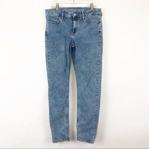 Calvin Klein Jeans | 8 | Acid Wash Ankle Jeans
